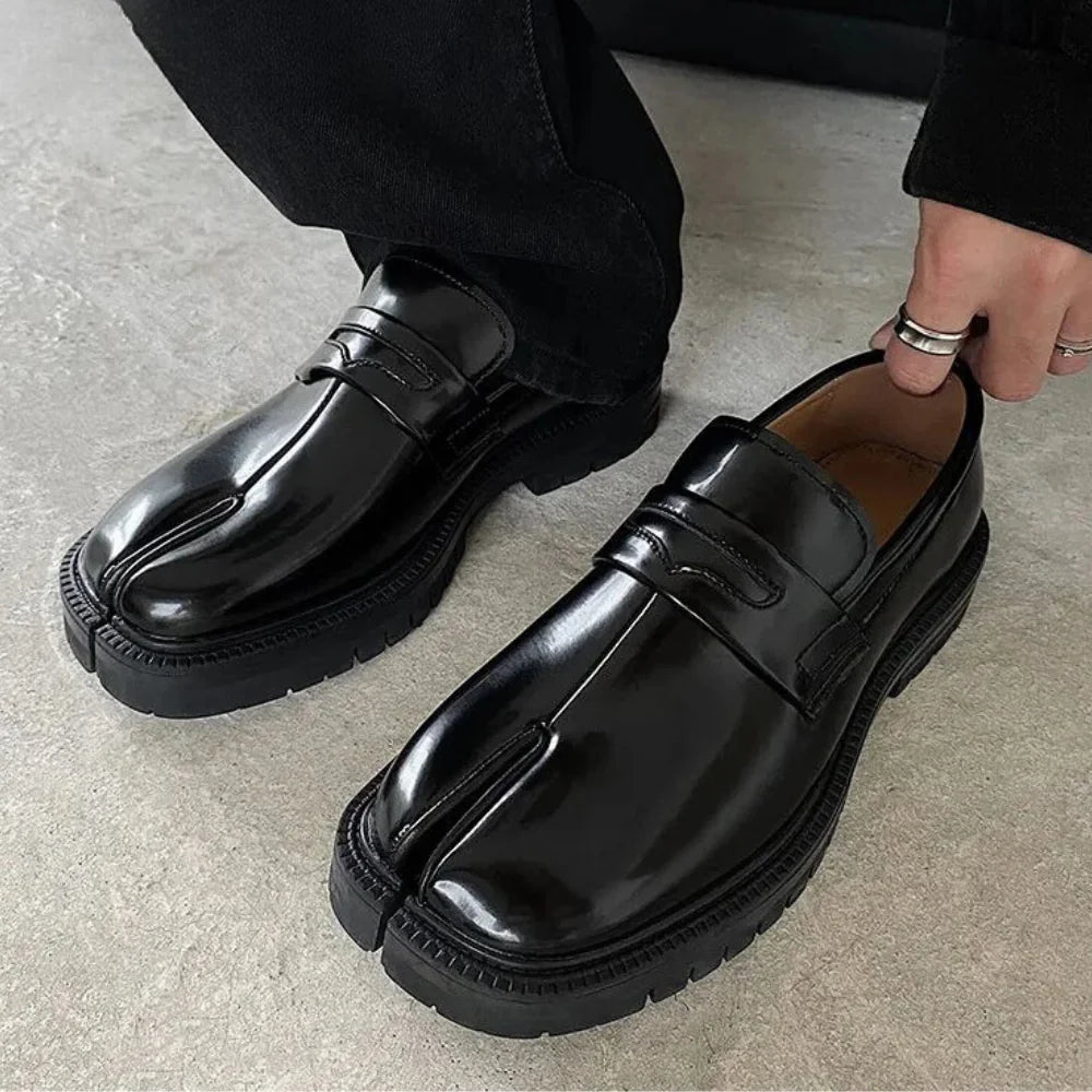 Clack Dress Shoes – Split Toe Design