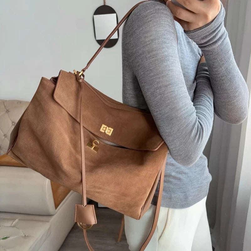 Banbury - Suede Bag